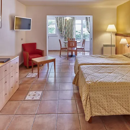 מלון דירות Bleues Le Mediterranee 3*