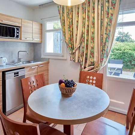 מלון דירות Bleues Le Mediterranee 3*