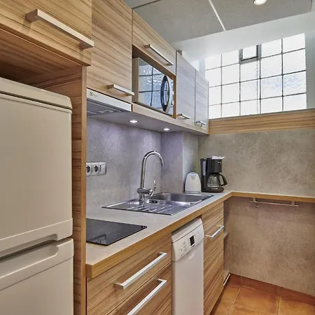 Bleues Le Mediterranee Aparthotel