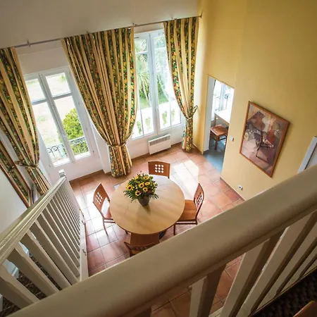 Bleues Le Mediterranee 公寓式酒店 3*