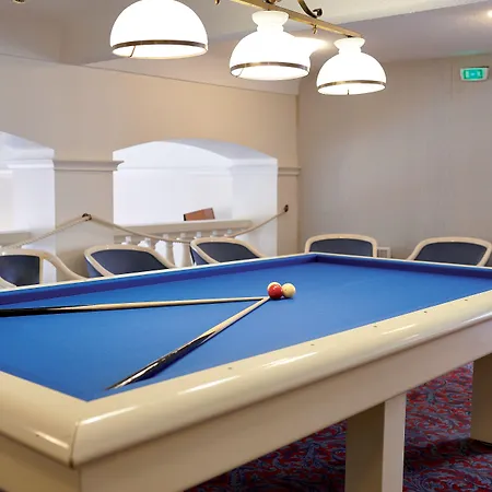 Lejlighedshotel Bleues Le Mediterranee 3*