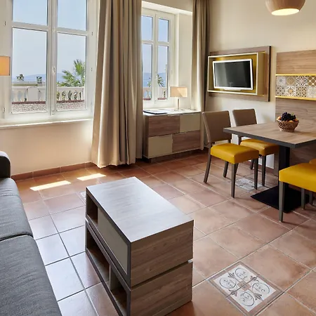 Bleues Le Mediterranee Lejlighedshotel 3*