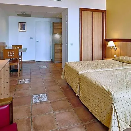 Le Mediterranée Aparthotel 3*