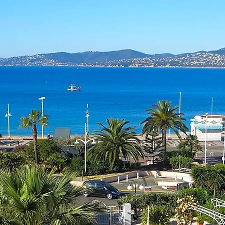 Bleues Le Mediterranée 3*