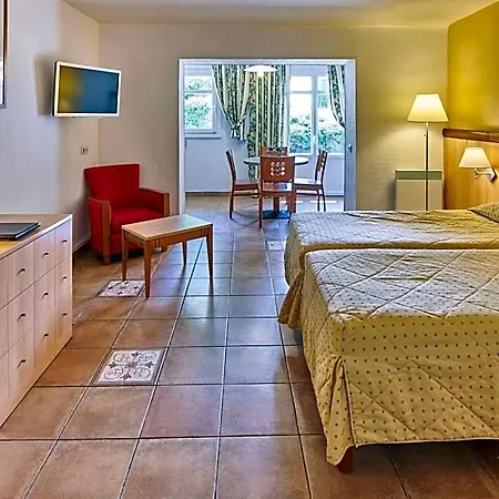 Le Mediterranée Aparthotel Saint-Raphaël