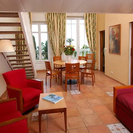 Bleues Le Mediterranee