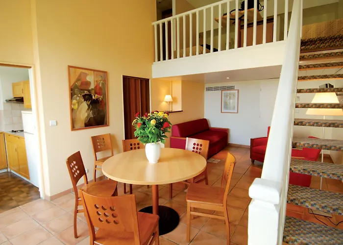 Lejlighedshotel Bleues Le Mediterranee 3*