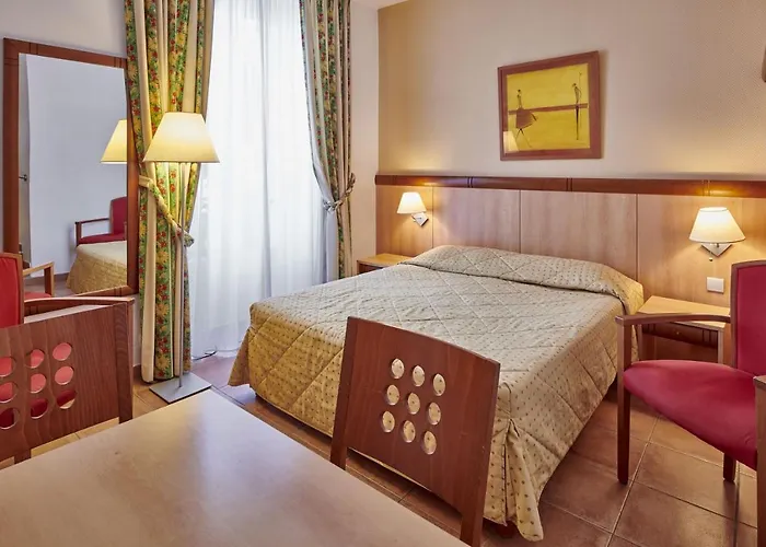 Lejlighedshotel Bleues Le Mediterranee 3*